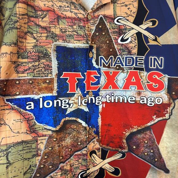 Made in Texas Graphic Short Sleeve Button Up XL - Picture 3 of 5